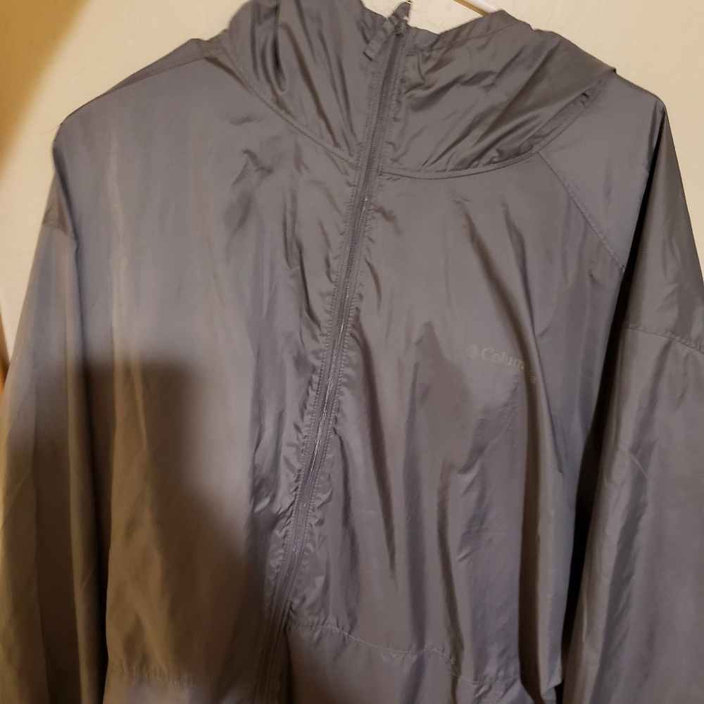 Columbia grey windbreaker